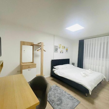 Pristina Nest Apartment Ngoại thất bức ảnh